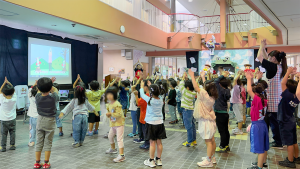 みどり幼稚園 おなか元気教室 おなかたいそうの様子